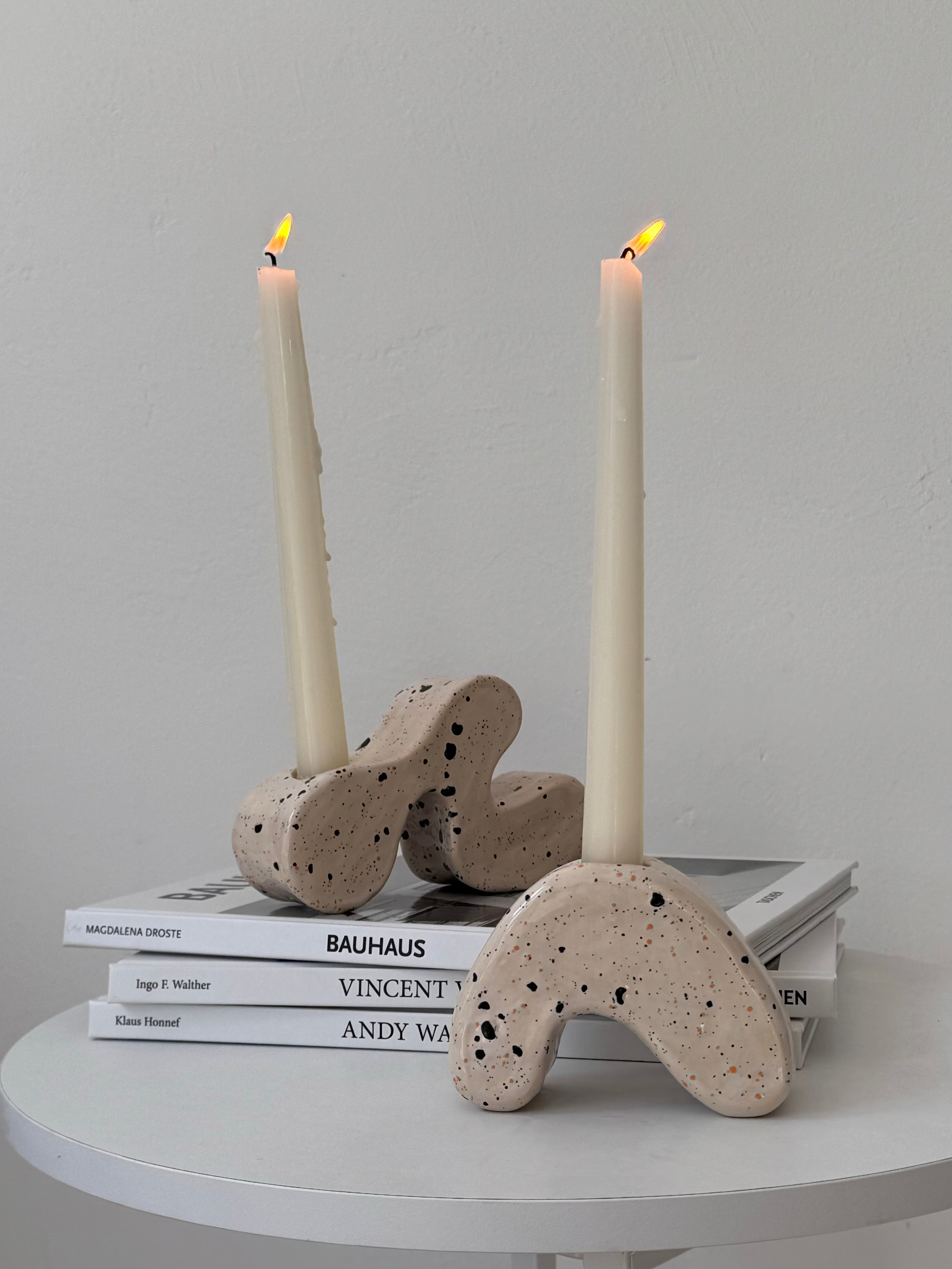 Dara Duo Candleholders – Organic Simplicity in Vanilla Speckle